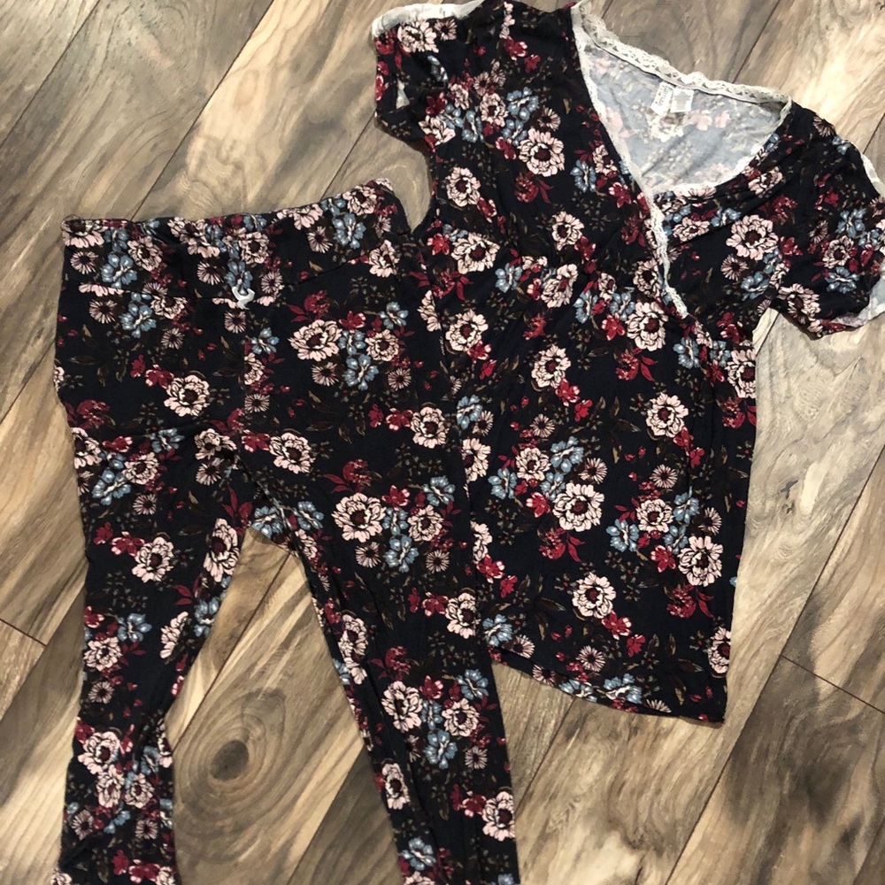 Lamaze Maternity/Nursing Pajama Set